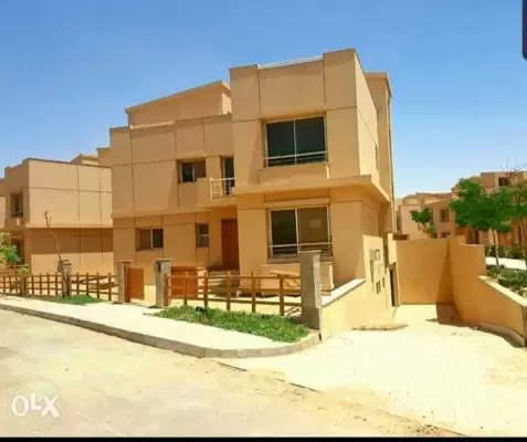 Villas 5 bedrooms for sale in Aswar New Cairo