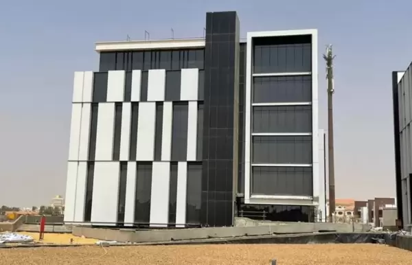 Semi finished office 63m for sale in Hyde Park New Cairo