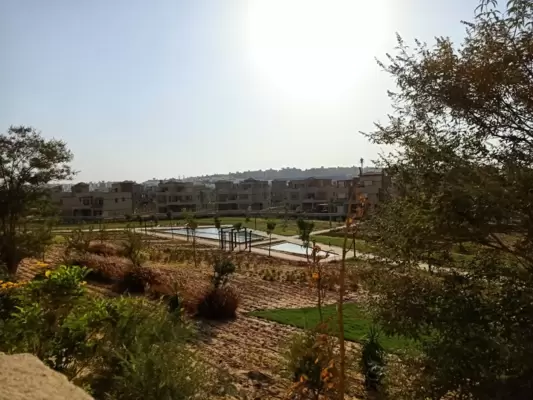 For sale town center at 5430000 in New Cairo, Palm Hills Extension