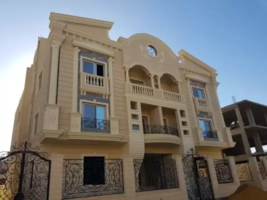 Apartments 550m for sale in Koronfel New Cairo