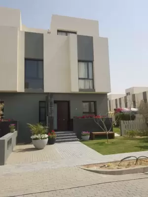 Twin Houses 4 bedrooms for sale in Al Burouj Shorouk City