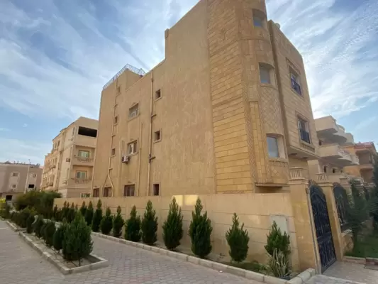 Villa for sale in Yasmeen 5 compound