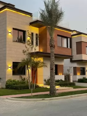 Townhouses 3 bedrooms for sale in Azzar Island North Coast