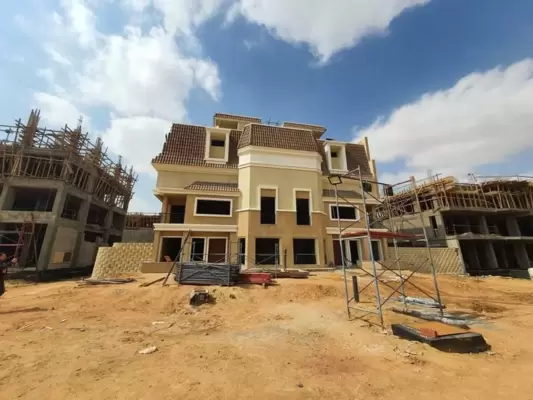 Semi finished townhouse 5 bedrooms for sale in Sarai New Cairo