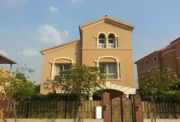 Semi finished villa for sale in Katameya Hills with installments