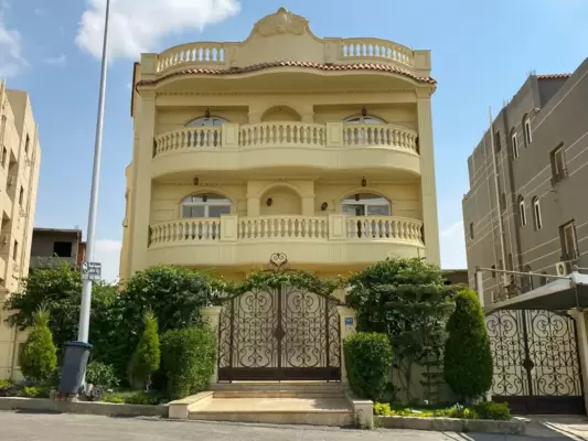 Villa for rent in Yasmeen 5