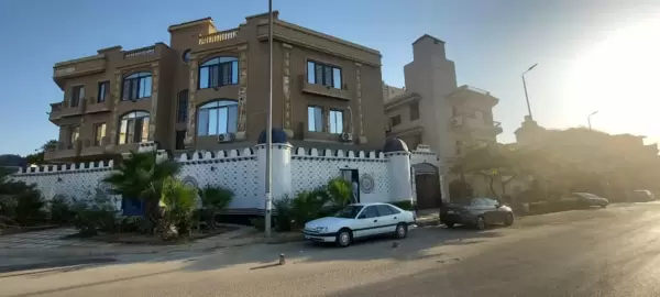 Apartments 3 bedrooms for rent in 90 Street New Cairo