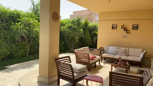 Villas 8 bedrooms for sale in Aswar New Cairo