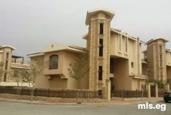Villa For Resale , at New Cairo, River Walk , Ready to deliver