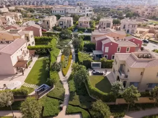 Standalone villas 5 bedrooms for rent in Mivida New Cairo